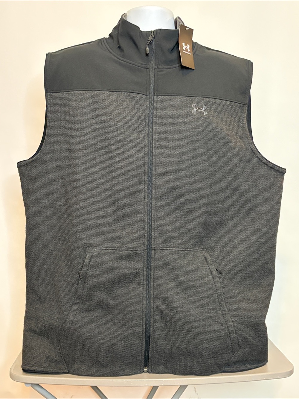 Under Armour Men’s Gray Full-Zip Vest Xl
